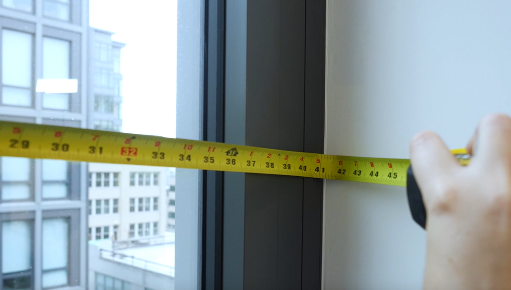 How to Measure Windows for Blinds